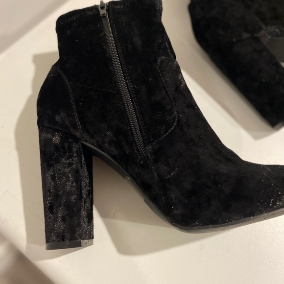 Velvet Heeled Boots - Picture 3 of 4